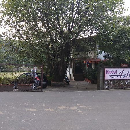 Hotel Ashoka Lonavala Exteriör bild