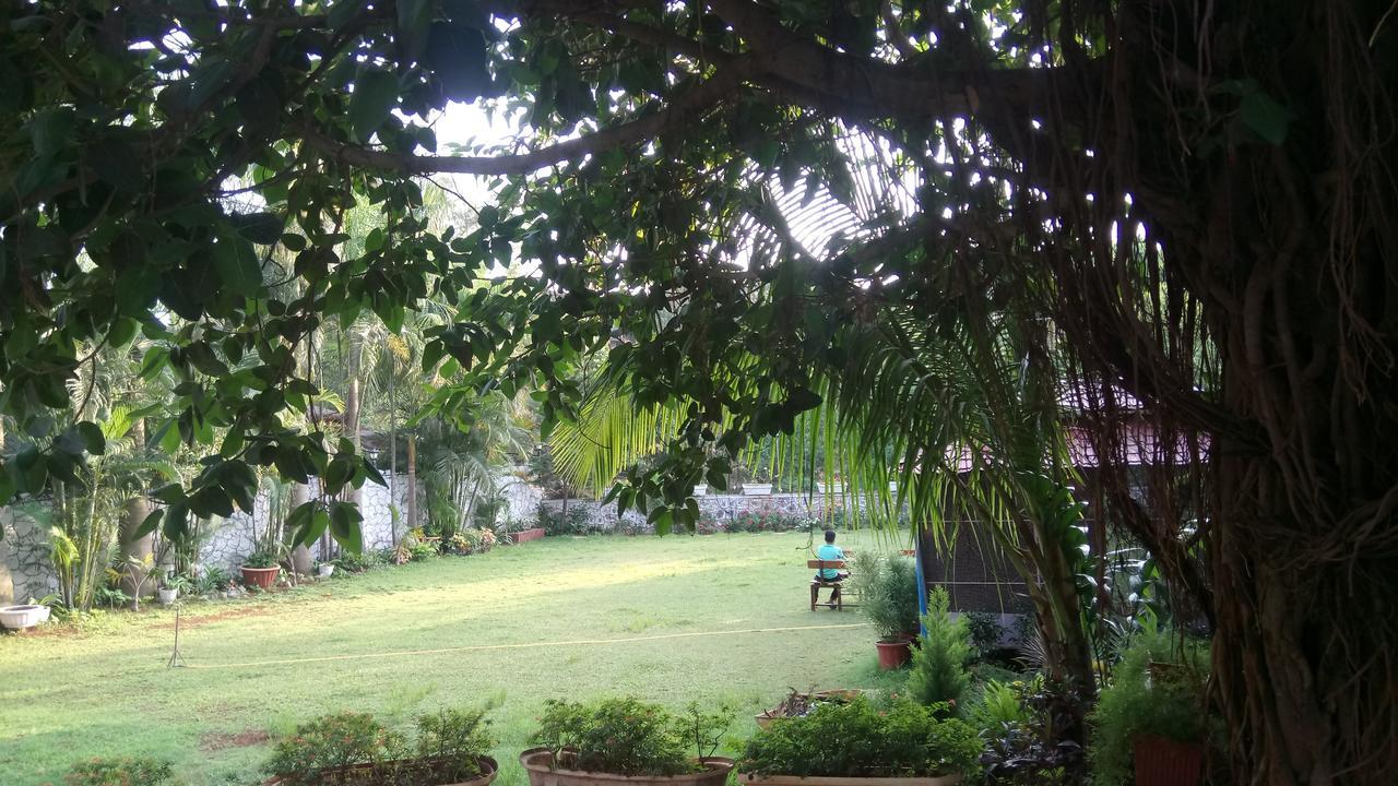 Hotel Ashoka Lonavala Exteriör bild