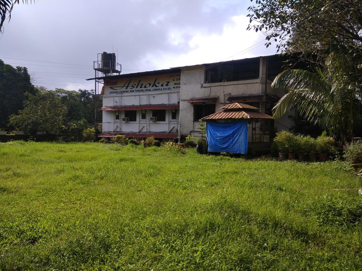 Hotel Ashoka Lonavala Exteriör bild